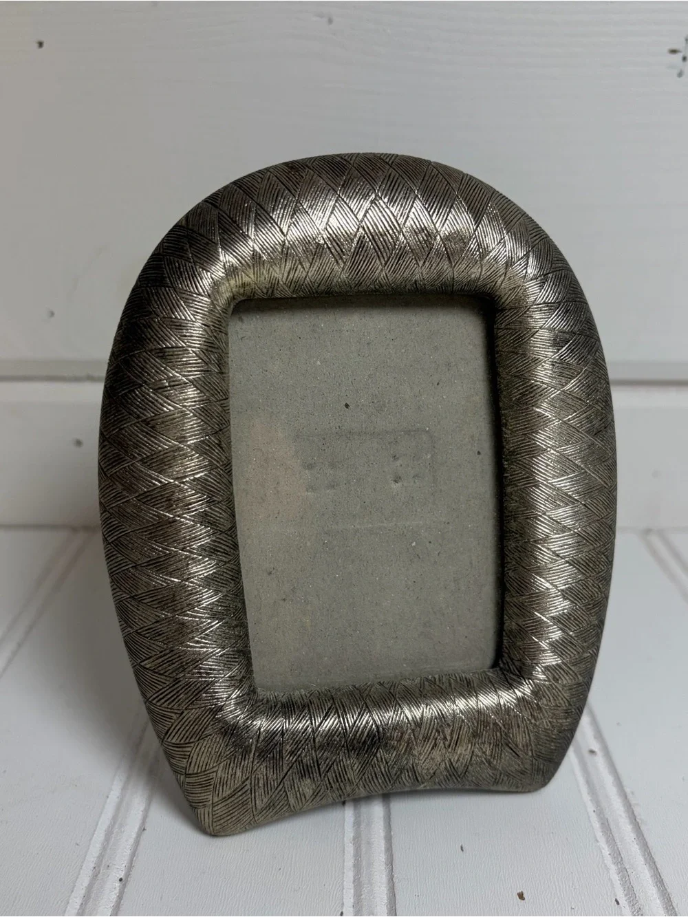 Vintage Silvertone Textured Metal Arched Picture Frame | 90s Frame